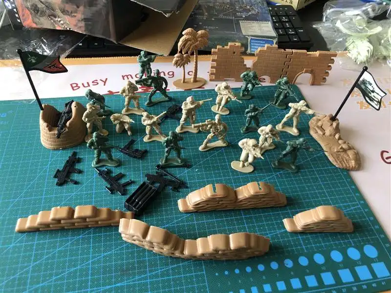 Board Game Risk - Tas Panas Mainan Tentara Statis Orang