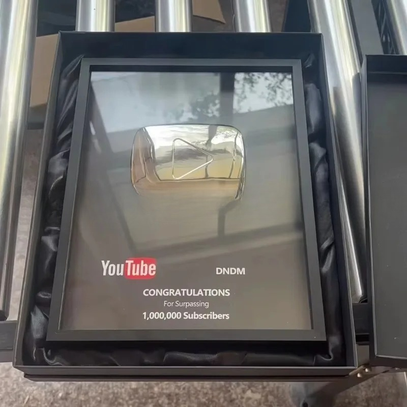 Board Game Youtube - Logo Tombol Game YouTube dan Bilibili,